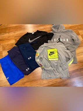 Nike Columbia Under Armour Jordan Boys Lot shorts hoodie Tshirt